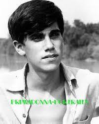 Bobby Benson's Instagram, Twitter & Facebook