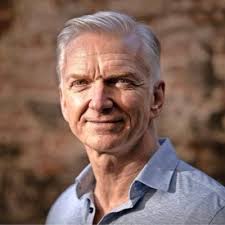 Mr. Ray Bass (@MrRayBass)