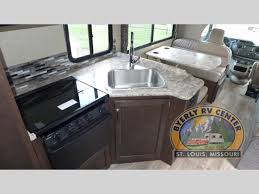 I work for general rv in ocala florida. 5 Things To Love About A Class C Motorhome Rv Byerly Rv