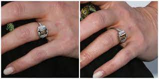 Stop The Presses I Just Noticed Kristen Bell S Engagement Ring And It S Amazing Kristen Bell Kristen Bell Wedding Celebrity Engagement Rings