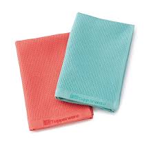 Koroplast mikrofiber cam bezi ile tek bezle kolay ve etkili cam. Tupperware Mikrofiber Cam Silme Bezi 2li
