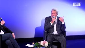 L'enfant est finalement élevé par la mère de l'acteur, remariée à paul boulogne, qui lui donnera son nom. Alain Delon Son Fils Illegitime Ari Boulogne Fait Appel A La Justice Video Dailymotion