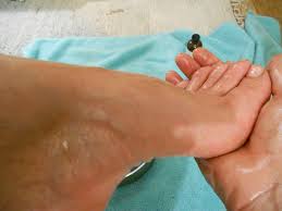 Miri boheme: Hot Oil Foot Treatment