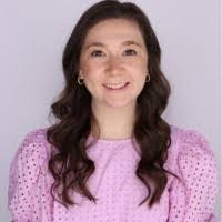 Julia Dimarco's Instagram, Twitter & Facebook