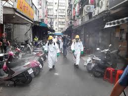 在留白的空間與時間裡，體會沉思與舒緩的延伸。 愛茶人在此找到了熱情，藝術家在此找到了伸展舞台，習茶人在此悠遊茶學天地。 茶會策劃． 茶藝分享． 焙火茶． 季節茶． Dqmmtaokwbw7km