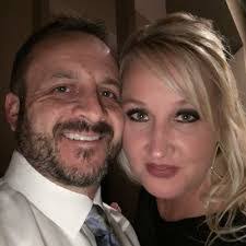 Cindy Hooks's Instagram, Twitter & Facebook