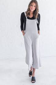 Oatmeal Wide Legged Overalls Jumpsuit Cute Overalls Outfit For Winter Casual Outfit Ideas For Women Jumpsu Overalls Fashion Fall Outfits Casual Fall Outfits