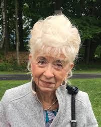 Elaine Sargent's Instagram, Twitter & Facebook