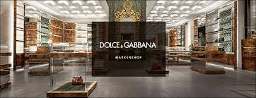 Die brillen dolce & gabbana von frauen und männern aus dem modernen lebensstil, der mit einem gefühl der verfeinerung causuale verkleiden möchten inspiriert. Dolce Gabbana F S Kollektion 2021 Im Brand Store Mybestbrands