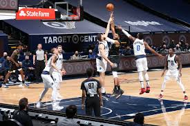 It was mavericks vs timberwolves in the nba preseason. Y Jlsupps82mom