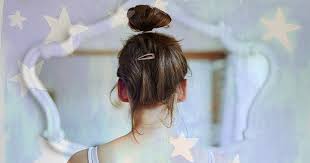 Ruled by the maternal moon, the sensitive, sentimental water your ascendant or rising sign influences how you present yourself to the world. Do People Really Look Like Their Zodiac Sign Purewow