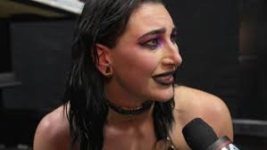 Fans indignados con precio de $100 por la nueva marioneta de Finn Balor En  TripleManía XXXIII, Finn Balor presentó la marioneta del Rey Demonio  llamada "Demonito" y la WWE rápidamente comenzó a