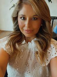 Easter Monday is here and with this, the most beautiful opportunity to  restart refresh rebirth your path in life always with the best guidance  within the spirit. Go and find the better