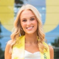 Kendall Kruszewski's Instagram, Twitter & Facebook