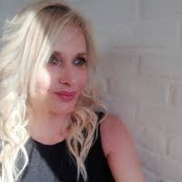 Sandra Marien's Instagram, Twitter & Facebook