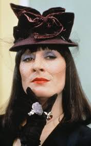 Anjelica huston, The witches 1990, Best halloween movies
