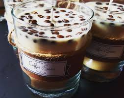 Coffee Candle With Whole Beans Etsy Bougies Faites A La Main Bougies Fait Maison Bougie Originale