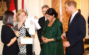 Latest prince harry news on the duke of sussex and his wife meghan markle plus updates on the royal baby. Prince Harry Meghan Want Baby S Birth Kept Private People The Jakarta Post