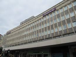 Is drinking a moose mousse by fierce beer at premier inn brighton city centre. Hotel Exterior Picture Of Premier Inn Brighton City Centre Hotel Tripadvisor