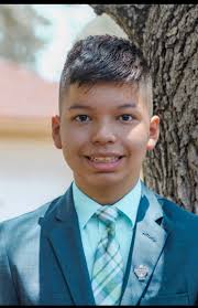 Christopher Esparza (@esparzaHCISD)