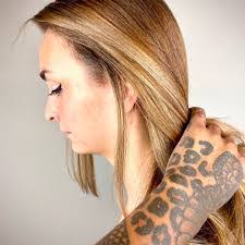 Virginia Root's Instagram, Twitter & Facebook