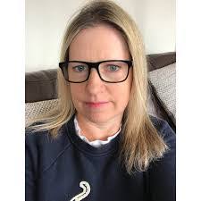 Wendy Pemberton's Instagram, Twitter & Facebook