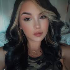 Neysha Caban (@neyshaaaxo) • Facebook