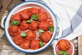 Boulettes De Viandes A La Sauce Tomate Au Thermomix Recette Boulette De Viande Boulette Sauce Tomate