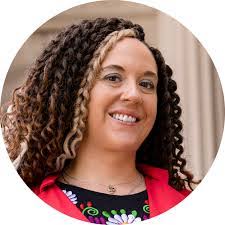 Betty Rexrode's Instagram, Twitter & Facebook