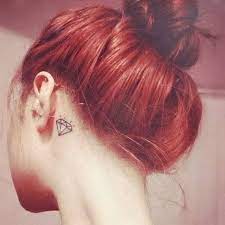 Croyez moi entre ce que disent les gens et ce qui se passe réellement, ya une grande différence, en général c'est bien toléré. 100 Tatouages Derriere L Oreille