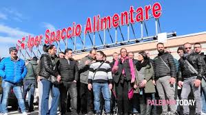 Lelio basso, ugo la malfa. Sciopero Dei Lavoratori Dello Spaccio Alimentare Il Video