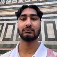 300+ perfiles de «Lakhman»