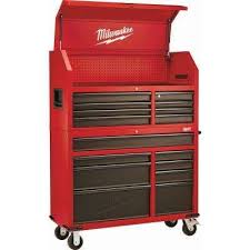 Milwaukee 46 In 16 Drawer Steel Tool Chest And Rolling Cabinet Set Textured Red And Black Matte 48 22 8510 8520 The Home Depot In 2020 Tool Chest Mechanic Tool Box Mechanic Tools