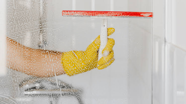 how to clean shower glass
