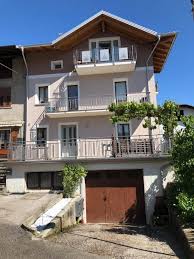 Bolzano is 30 km from the property, while chiesa del redentore is at the distance of 6 km. La Casa Di Olivo Tassul Aktualisierte Preise Fur 2021