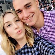 Allison Dewey (hiimallie)