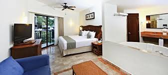 Inspired by a series of uninterrupted snowstorms, carole facal (a.k.a caracol) locks herself up in her studio, surrounded by her faithful guitars, vintage amps, a few analogue synths, poetr… read. Sandos Caracol Eco Resort All Inclusive Southwest Vacations Southwestvacations