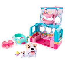 Let your chubby puppy (included) do the train driving. Chubby Puppies Friends Vacation Camper Playset Jack Russell Terrier Walmart Com Walmart Com