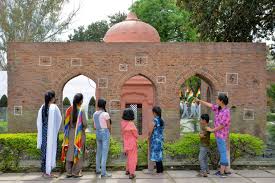 It is my conclusion that the ghosts of jallianwala bagh have had their revenge in the current brexit drama. Wounds Still Raw 100 Years After Jallianwala Bagh Massacre In India India Gulf News