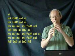 L'estate sta finendo e un anno se ne va sto diventando grande lo sai che non mi va. L Estate Sta Finendo Molto Allegra E Famosissima Youtube