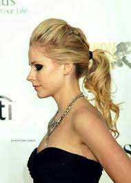 I'm talking about short bob hairstyle of course. Avril Lavigne Celebrity Short Hair Celebrity Hairstyles Hair Styles