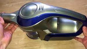 Instruction manual, presented here, contains 56 pages and can be viewed online or downloaded to your device in pdf format without registration or providing of any personal. Cleanmaxx Akku Zyklon Staubsauger Hand Bodenstaubsauger 150 Watt Inkl Diverser Aufsatze Youtube