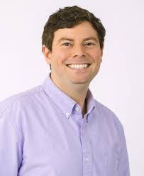 Donna Dickman's Instagram, Twitter & Facebook