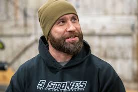 Palmyra wrestling coach Shane Manney doubles as the leader of a ministry  that specializes in 'high-risk' missions