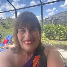 High-Protein, fiber, dairy-free DIP-NO MORE STRUGGLING 🙈💬COMMENT 'ME' for  the GREEK GREEN GODDESS DIP recipe. Guarantee you'll eat more veggies! 220  calories, 20G protein, 10G fiber. Love, Nisha 💕 #healthysnack  #healthylunch #mealprep #