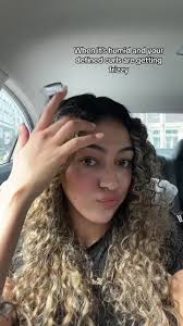 #creatorsearchinsights this humidity is not helping ya curls frizz  #curlyhair #curly #curlygirl #curlyhairtips #curls