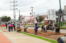Retomamos las obras en la Av. Universitaria! La rehabilitación de este  importante corredor vial avanza para mejorar el flujo vehicular y la  movilidad en nuestra ciudad. Trabajamos por una Tunja más conectada