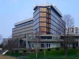 Mon permis a été annulé en 2001. Hotel De Prefecture Du Val De Marne Creteil 1970 Structurae