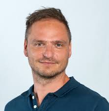 Adrian Hoffmann — www.wireltern.ch