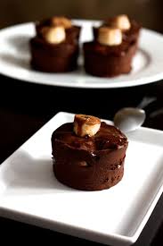 Petits Fondants Au Chocolat Noir Et A La Banane Sans Sucre Ajoute Petit Fondant Au Chocolat Douceurs Et Friandises Chocolat